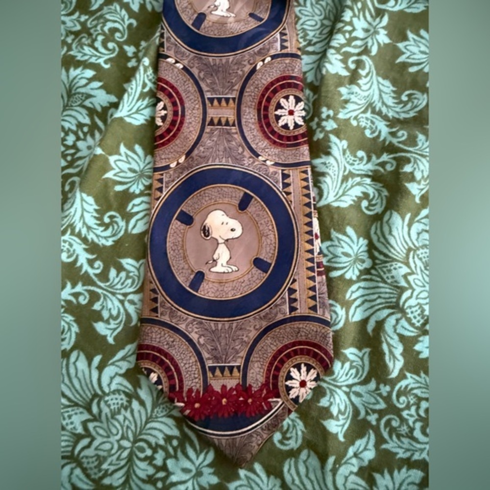 Snoopy Necktie Men's Tie Vintage 1952 United Feature Syndicate All Over Design